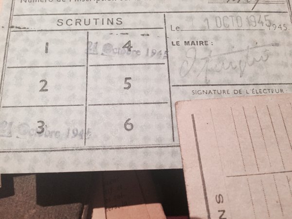 Wow ! I’m thrilled to find out it’s your mother’s Raymonde… in 1945, the year women were granted voting rights !! https://t.co/Yx7iRvoNWf